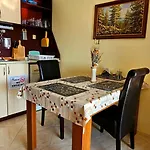курортно студио סאני ביץ'